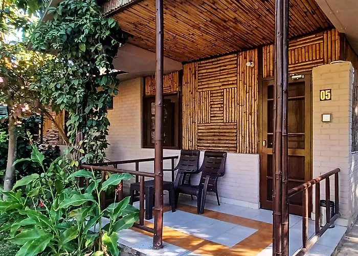 Vedant Valley Resort, Kund-Guptkashi, By Himalayan Eco Lodges